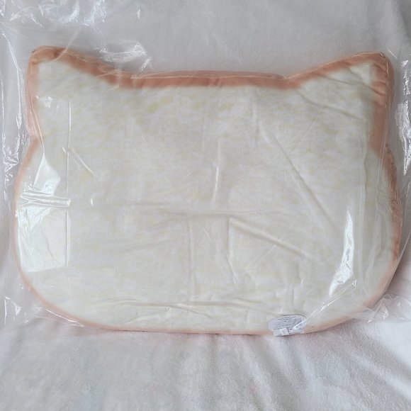 Toreba Exclusive - Cat Shaped Bread Cushion - Picture 7 of 8